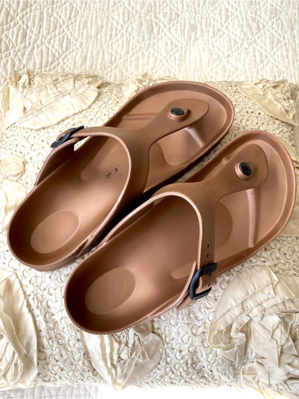 Birkenstock Gizeh EVA Sandals Bronze Gold Metallic Vibe Thong Sandal EU38 - Picture 13 of 16